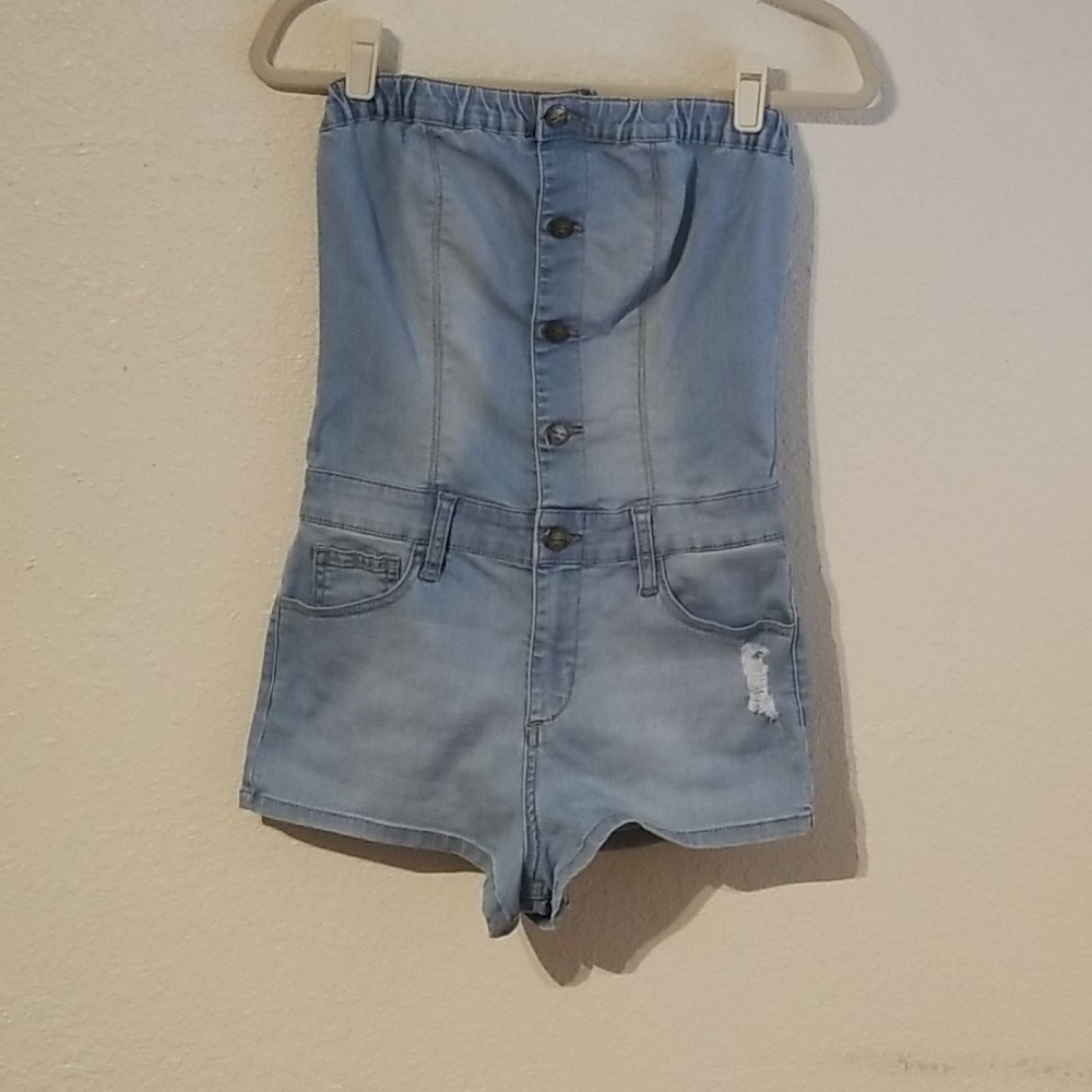 Sneak peek romper‎ small